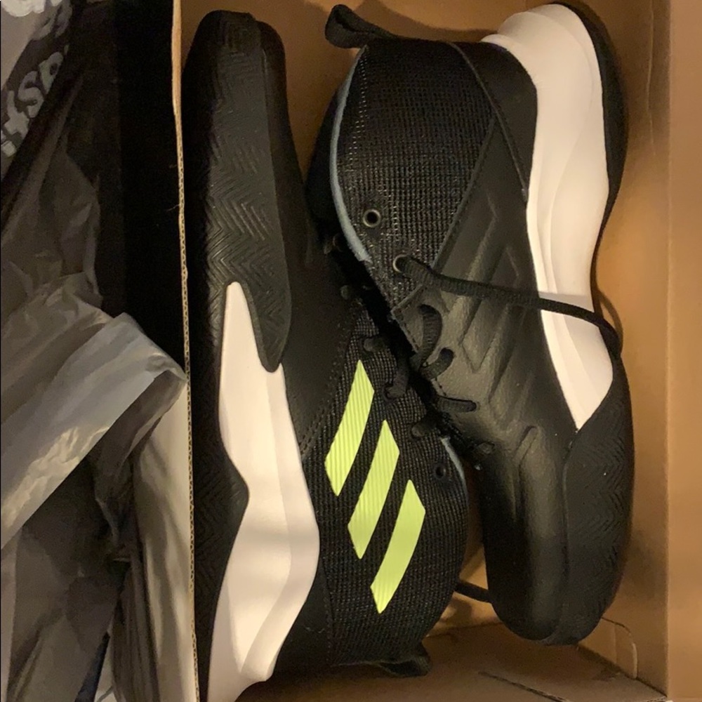 Adidas quarter inch black leather tennis shoes